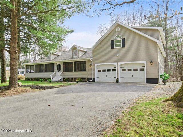15 French Meadow, Gansevoort, NY 12831