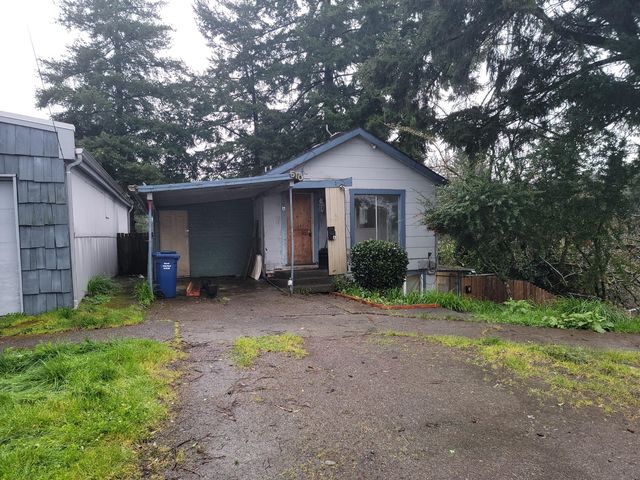 510 N  Collier St, Coquille, OR 97423