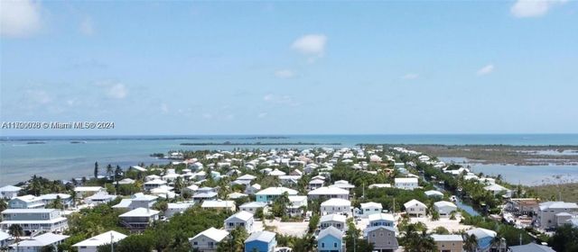 Guadaloupe Ln, Summerland Key, FL 33042