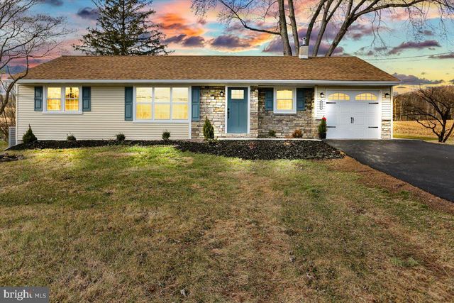 3062 Friedensburg Rd, Reading, PA 19606
