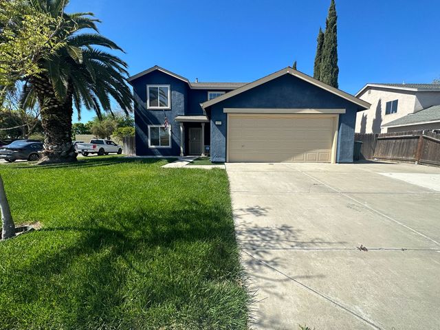 1227 Kingfisher Dr, Patterson, CA 95363