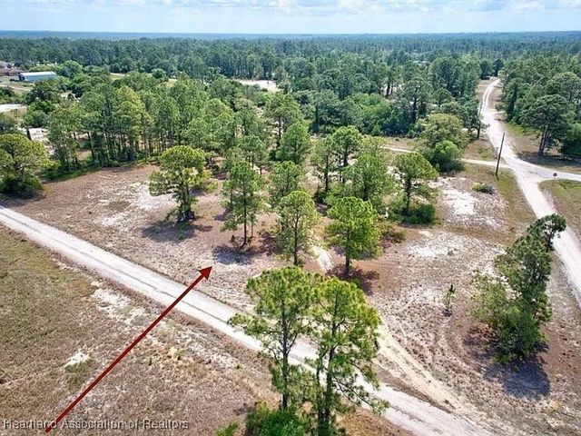 311 Sweetheart Ave, Lake Placid, FL 33852