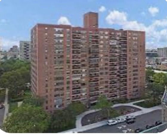 10 Huron Ave #5K, Jersey City, NJ 07306