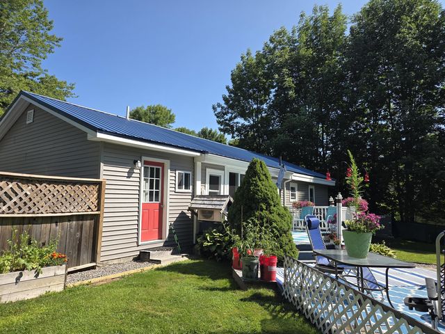 272 Belmont Avenue, Belfast, ME 04915
