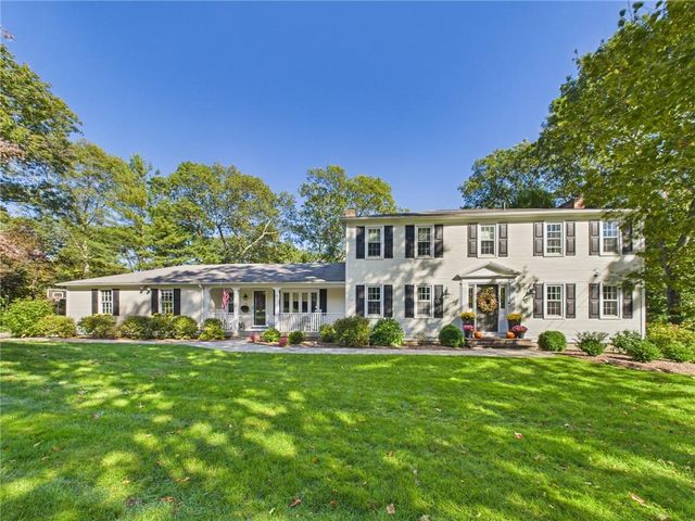 75 Bow St, East Greenwich, RI 02818