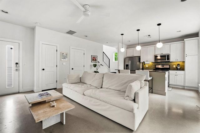 1213 Eleanor St #B, Austin, TX 78721