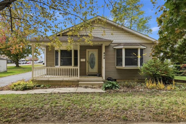428 S  Main St, Churubusco, IN 46723