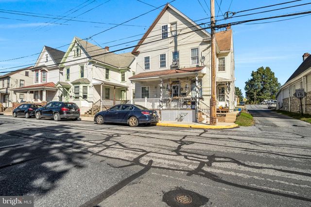 125 E  Emaus St, Middletown, PA 17057