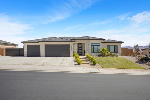 1540 E  Honeycomb Dr, Saint George, UT 84790