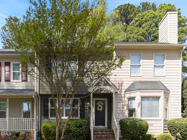 1282 Shadowbark Ct, Raleigh, NC 27603