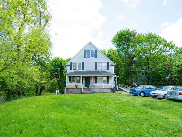116 Old Foxon Rd   #4, New Haven, CT 06513