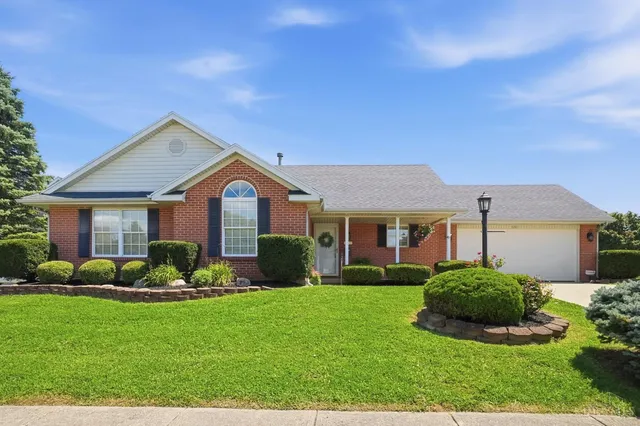 601 Quiet Creek Ct, Wilmington, OH 45177