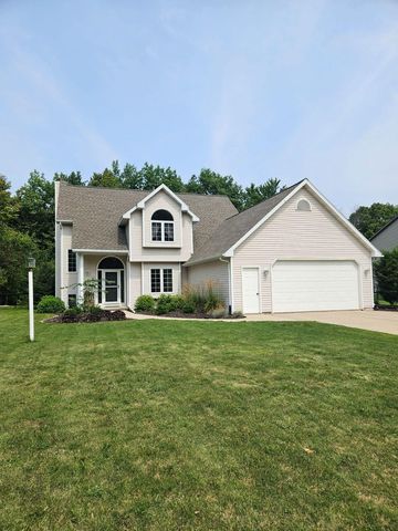 3308 Pioneer Dr, Green Bay, WI 54313