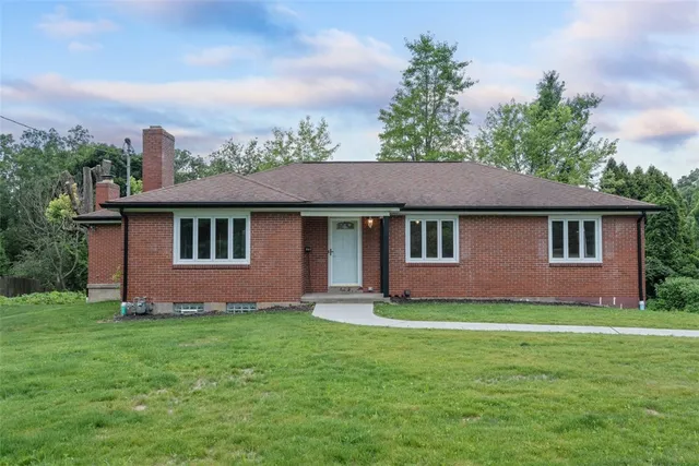 507 Dorseyville Rd, Pittsburgh, PA 15238
