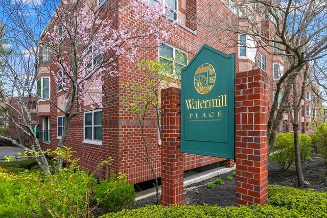 1 Watermill Pl #128, Arlington, MA 02476