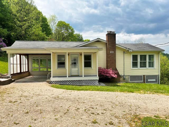 211 Dickey Hill Rd, Davidsville, PA 15928