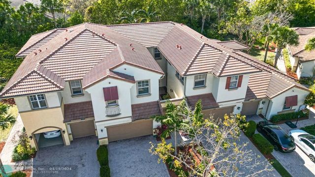 6046 NW 118th Dr, Coral Springs, FL 33076