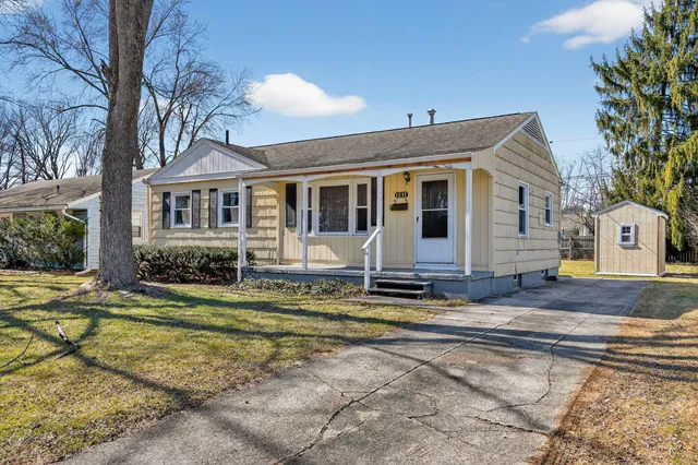 1211 Shady Lane Rd, Columbus, OH 43227