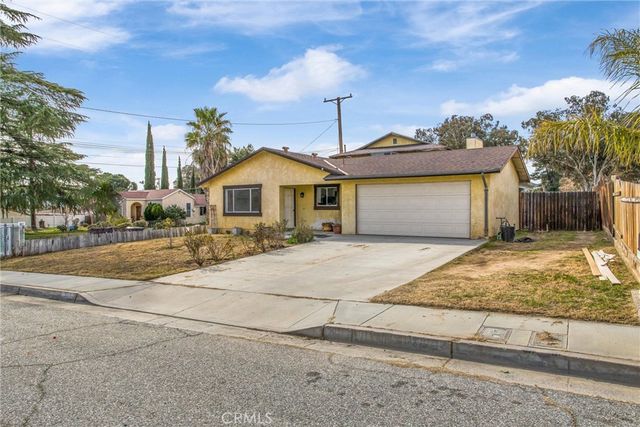 321 Park Ave, Banning, CA 92220