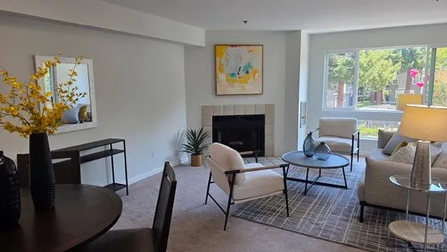 1271 Poplar Ave #209, Sunnyvale, CA 94086