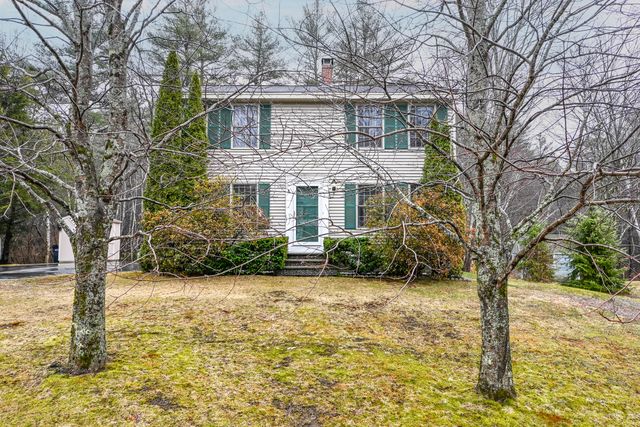 23 Crossing Brook Road, Cumberland, ME 04021