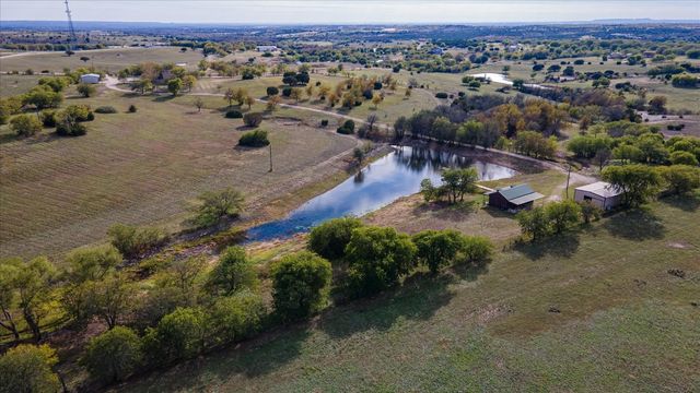 7900 Clearview Ct, Cresson, TX 76035