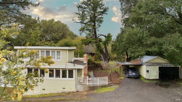 7778-7776 Healdsburg Ave, Sebastopol, CA 95472