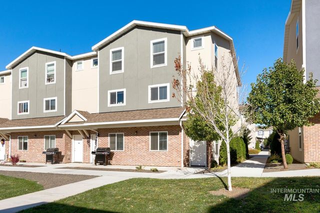 3710 N  Centrepoint Way  #I-105-106, Meridian, ID 83646