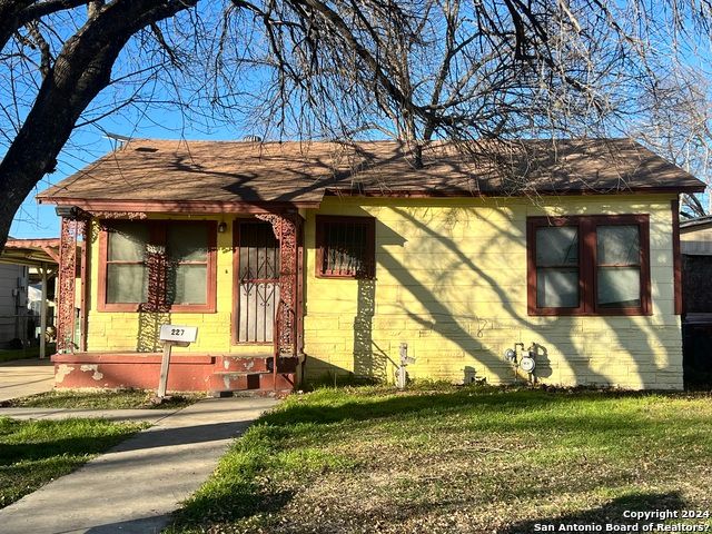 227 BURKE AVE, San Antonio, TX 78225