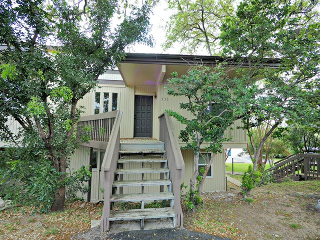533 Demarett Dr, Lago Vista, TX 78645