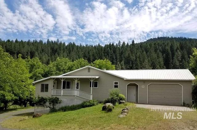 21839 Haven Ln, Peck, ID 83545