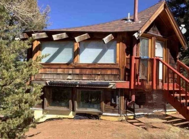 1323 Vivenda Rd, Cripple Creek, CO 80813