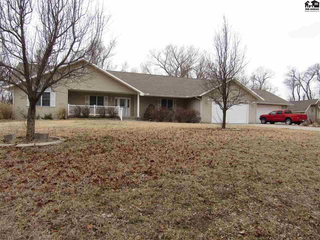 10419 N  Medora Rd, Hutchinson, KS 67502