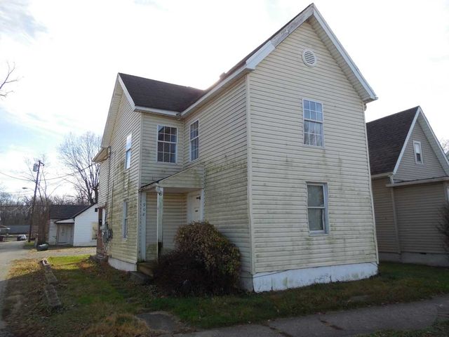 908 S  Main St, Franklin, OH 45005