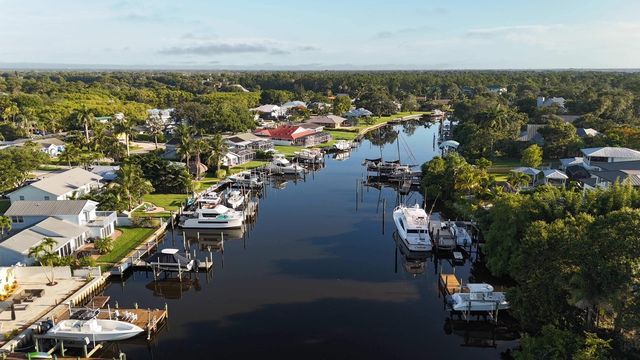 691 SW Pine Tree Lane, Palm City, FL 34990