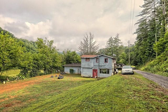 7280 State Highway 141, Marble, NC 28905