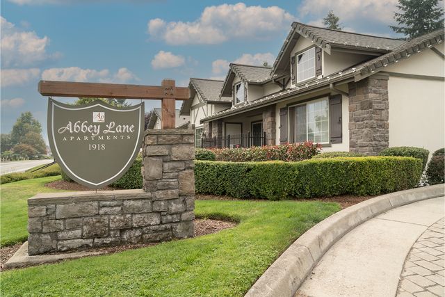 1918 70th Ave W #1902-J8, Tacoma, WA 98466
