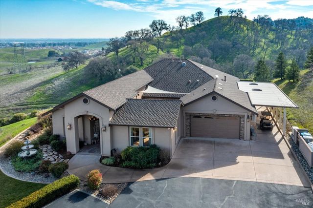 4157 Shelly Ln, Vacaville, CA 95688
