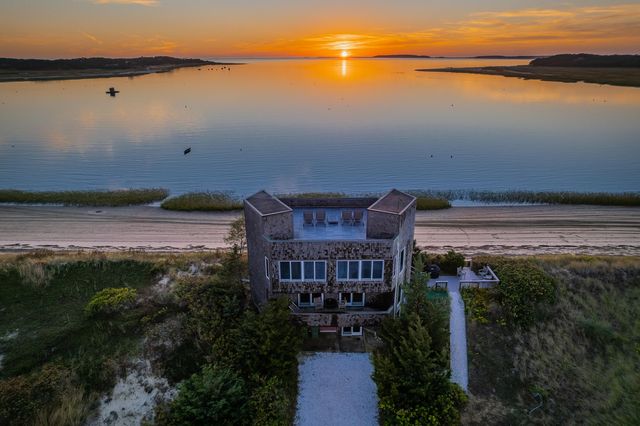 625 Old Wharf Road, Wellfleet, MA 02667