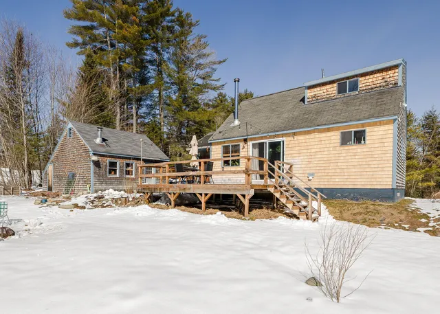 399 Horsetail Hill Road, Madison, ME 04950