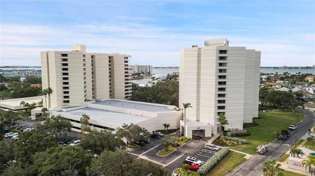 5950 Pelican Bay Plz S #705, Gulfport, FL 33707