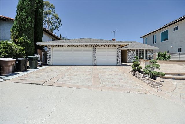 19931 Crestknoll Dr, Yorba Linda, CA 92886