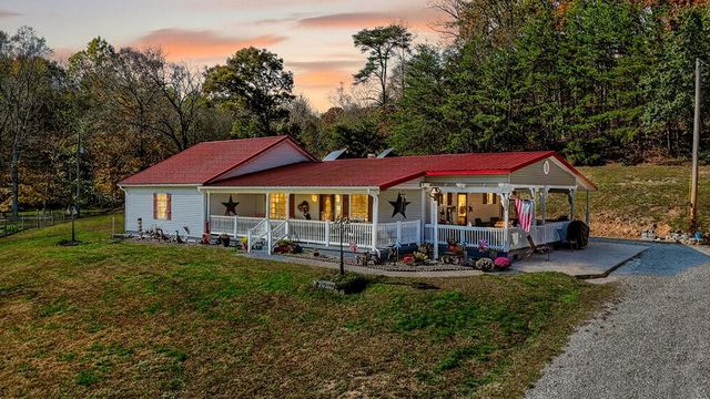 392 Owl Creek Rd, Lucasville, OH 45648