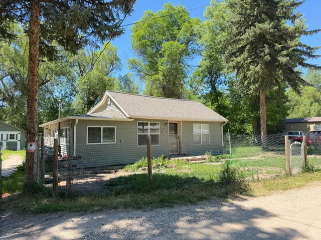 2046 Dana Ave, Sheridan, WY 82801