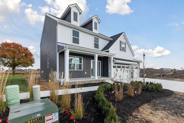 The Spencer Colonial Plan in Wellington Estates, Macomb, MI 48042