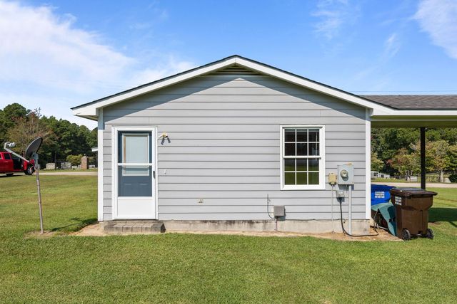 145 S  Patterson St, Coats, NC 27521