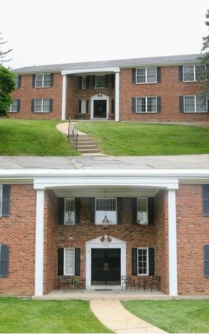 1046 Kehrs Mill Rd #C, Ballwin, MO 63011