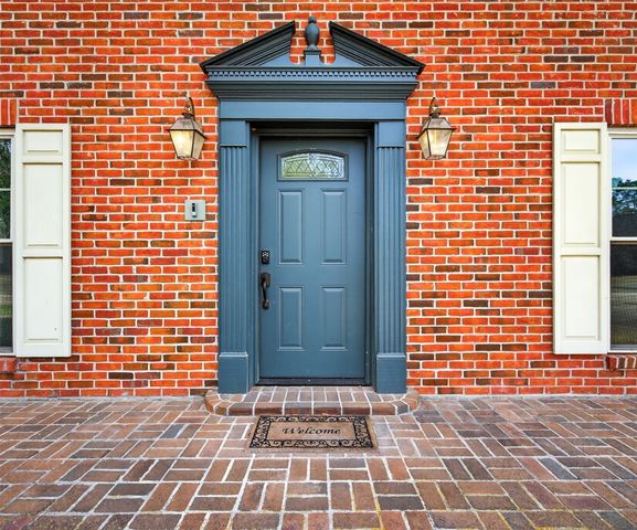 72 Spring Lake Way, Shreveport, LA 71106