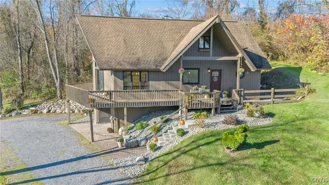 2886 Fox Rd, Marietta, NY 13110