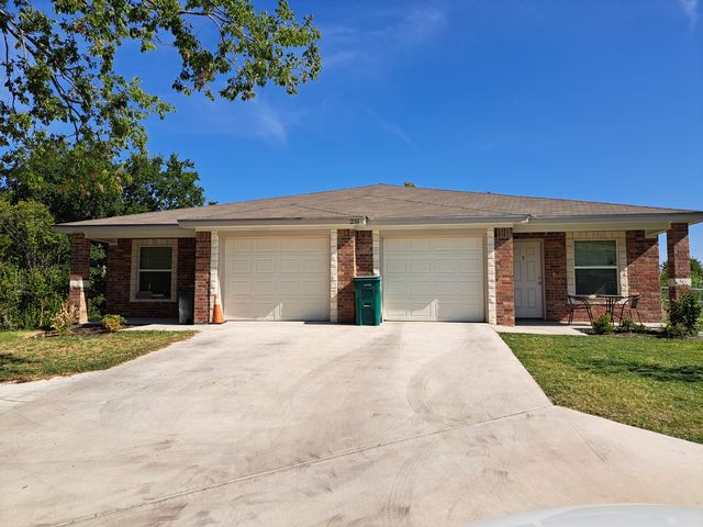 231 Clore Rd #B, Harker Heights, TX 76548